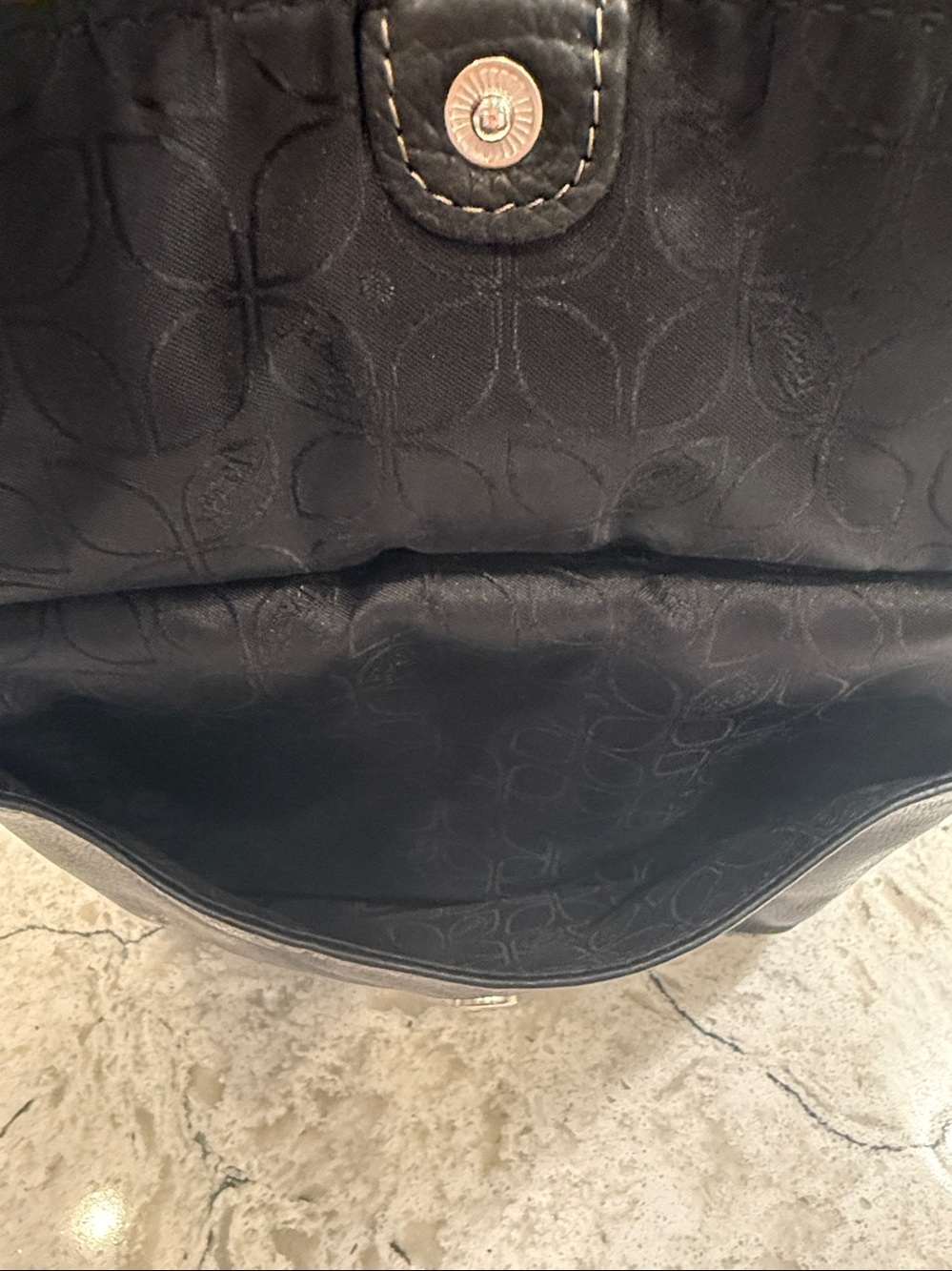Fossil Vintage Soft Black Leather Organizer Crossbody Minimalist Bag Ring Accent - Picture 5 of 14